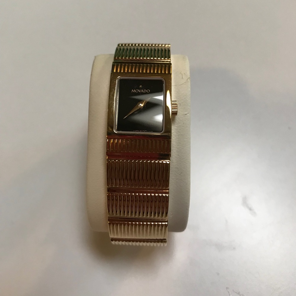 Ladies Gold Plated Movado watch model: 88 A1 1401